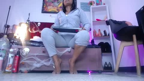 Tifanny Nails  online show from October 21, 12:17 pm