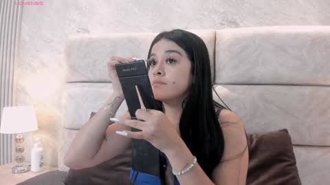 Tiff3 online show from January 14, 7:43 pm