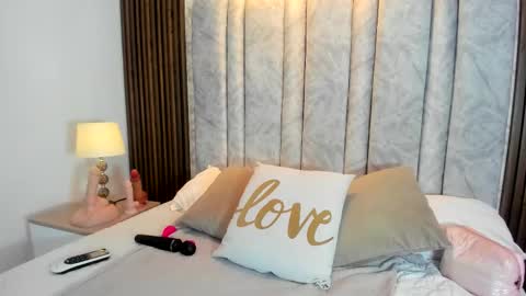 Tiff3 online show from September 28, 7:08 pm