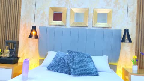 Dana Montoya online show from November 7, 8:09 pm