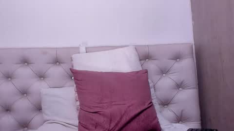    online show from December 24, 10:39 pm