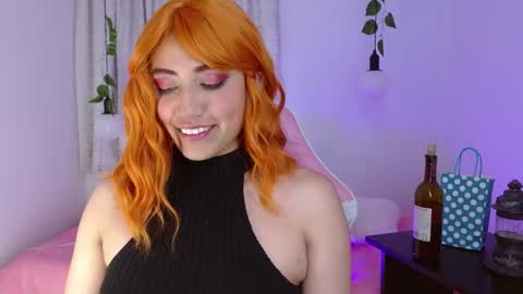 Snapshot of tifanyrose1 chatting on December 24, 11:44 pm Tiffany online show from December 24, 11:44 pm