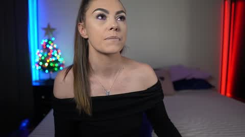 Tiffany online show from December 27, 9:43 pm