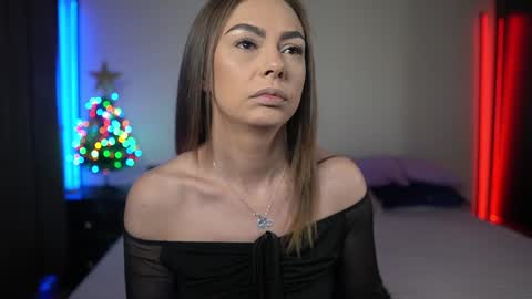 Tiffany online show from January 5, 9:25 pm