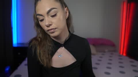 Tiffany online show from January 14, 9:30 pm