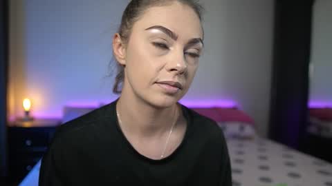 Tiffany online show from September 30, 8:25 pm