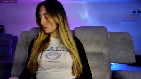 Tiffany Bela online show from September 13, 12:54 am