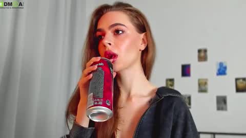 tiffany online show from September 24, 10:35 pm