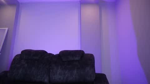 Snapshot of tiffany_sander chatting on November 12, 12:22 am tiffany_sander online show from November 12, 12:22 am