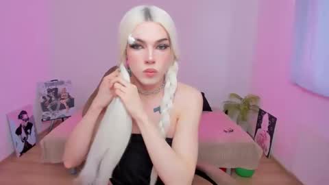 Snapshot of tiffany_smitch chatting on September 22, 10:06 am Tif online show from September 22, 10:06 am