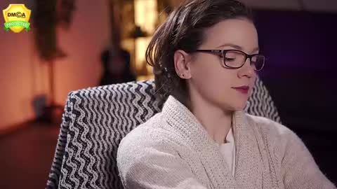 tiffanyriox online show from February 22, 5:55 am