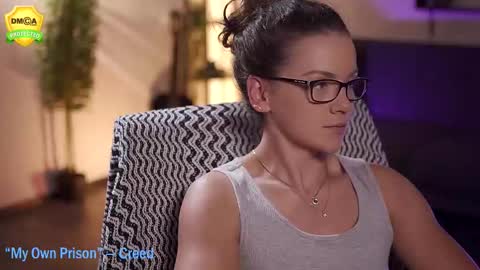 tiffanyriox online show from September 11, 11:38 pm