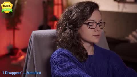 tiffanyriox online show from November 4, 12:43 am