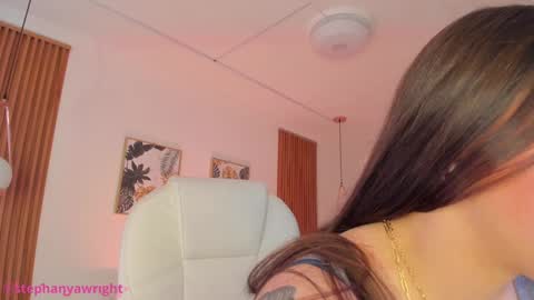 Snapshot of tiffanywright_ chatting on January 21, 1:11 pm Tiffany online show from January 21, 1:11 pm