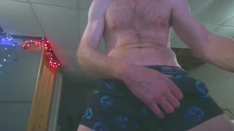 Snapshot of tigars36 chatting on December 22, 5:34 am Tigars36 online show from December 22, 5:34 am