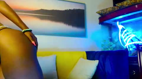 tigress_001 online show from September 21, 1:51 am