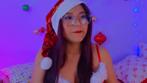 Snapshot of tilatequilas chatting on December 15, 7:35 am Tila Tequila online show from December 15, 7:35 am