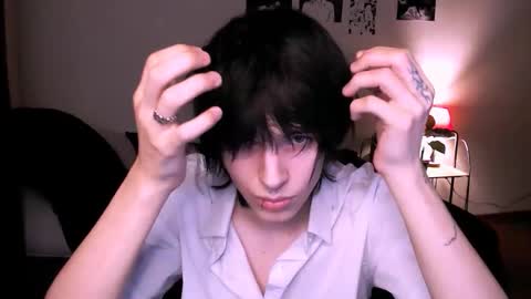 Snapshot of timi_moon chatting on November 17, 8:03 pm timi_moon online show from November 17, 8:03 pm