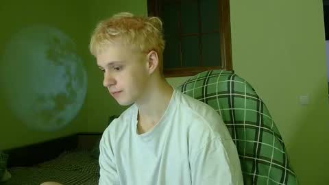 Tim WhiteS online show from November 24, 9:42 am