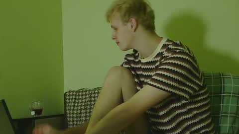 Tim WhiteS online show from December 15, 11:31 pm