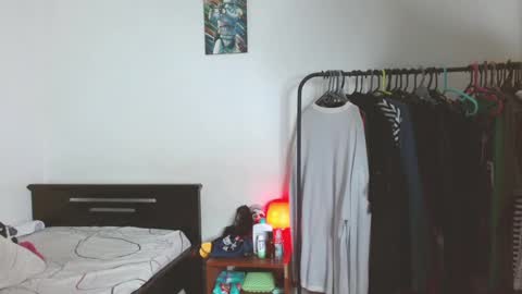 Snapshot of timmyhotmilk chatting on January 5, 1:15 pm timmy independent model help me reach 50 thumbs up pls online show from January 5, 1:15 pm