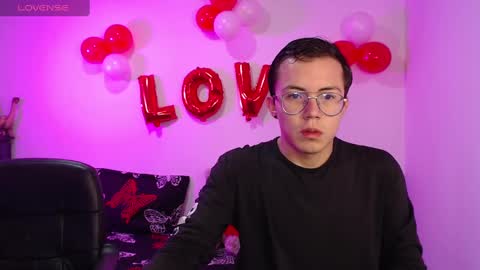 Tina N Charlie online show from February 13, 12:00 pm