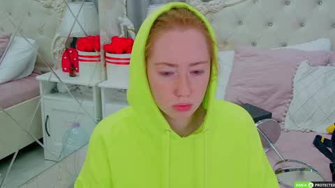 Tina online show from September 22, 3:19 am