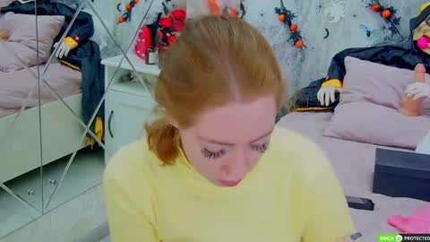 Tina online show from October 27, 3:32 am