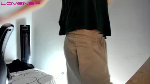 Tina online show from December 5, 5:39 pm