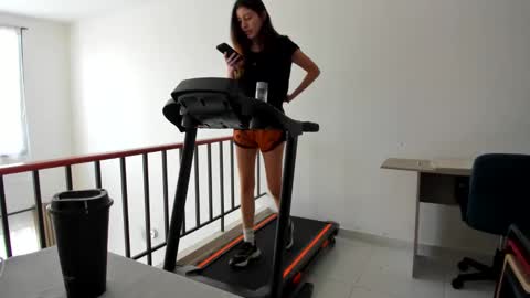 Tina online show from December 7, 6:15 pm