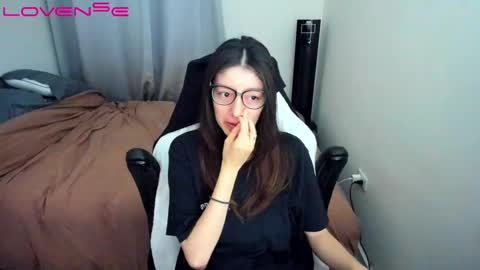 Tina online show from March 7, 5:38 pm