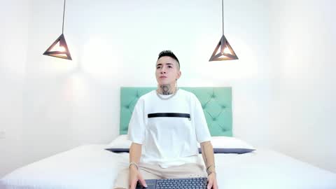 TINNY AND CANDY online show from December 11, 1:28 pm