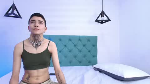 TINNY AND CANDY online show from February 7, 4:35 pm