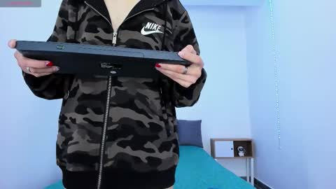 TINNY AND CANDY online show from September 18, 10:06 am