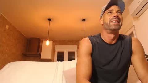 Snapshot of tinoclandestino chatting on November 22, 5:34 pm tinoclandestino online show from November 22, 5:34 pm