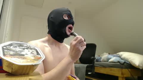 Snapshot of tiny_cock_pig chatting on January 11, 4:14 pm Luke online show from January 11, 4:14 pm