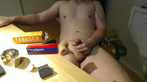 Snapshot of tiny_cock_pig chatting on October 30, 6:48 am Luke online show from October 30, 6:48 am
