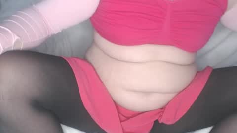 Snapshot of tiny_d chatting on February 23, 7:11 am tiny_d online show from February 23, 7:11 am