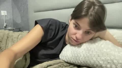 Gloria online show from September 25, 3:21 am