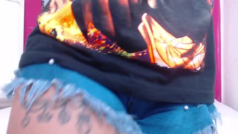 tiny_whore18 online show from January 18, 2:55 pm