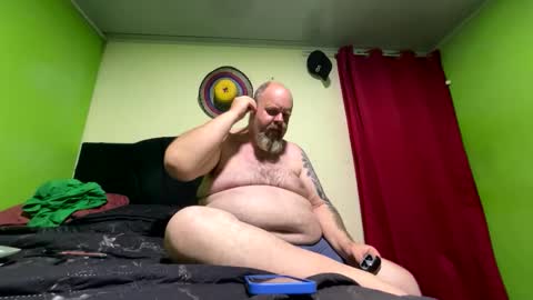 Snapshot of tinycockdeepass chatting on December 17, 2:39 am Jack online show from December 17, 2:39 am