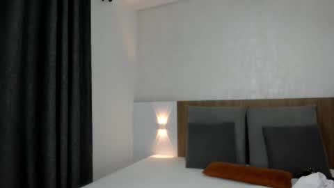 Tisha online show from January 6, 5:52 am