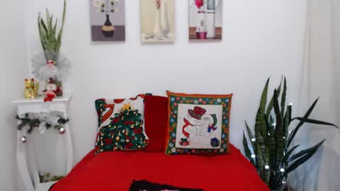 DIVA online show from December 15, 12:29 am