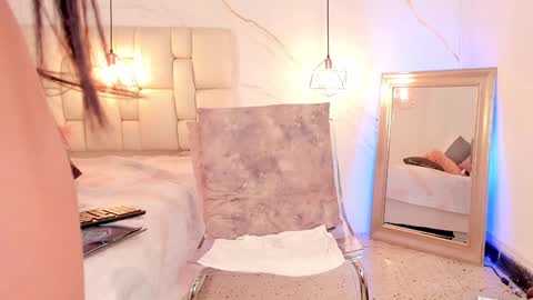 Tivizay online show from January 18, 2:33 pm