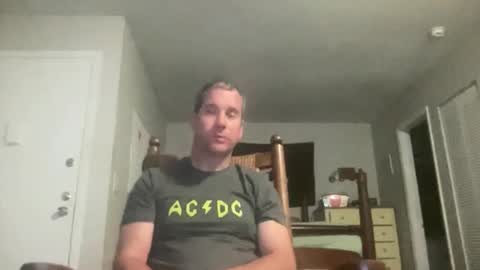 tleigh24 online show from December 2, 2:06 am