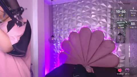 toky         online show from October 1, 7:09 pm