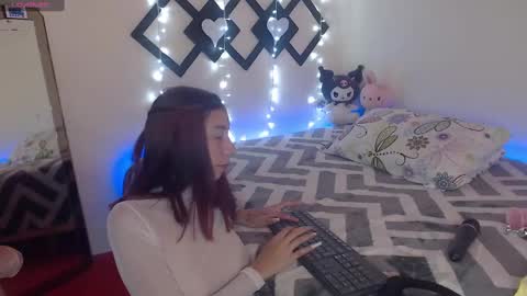 Snapshot of tom_natasha chatting on January 24, 7:39 pm Tom natasha online show from January 24, 7:39 pm