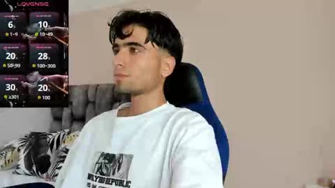 tom online show from October 26, 9:31 pm