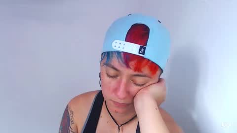 Blue online show from December 21, 8:10 pm