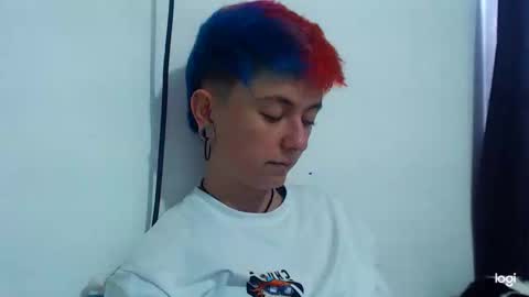 Blue online show from December 28, 8:25 pm